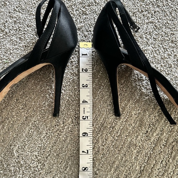 Badgley Mischka Satin Deana Pump Size 10 - Picture 4 of 9